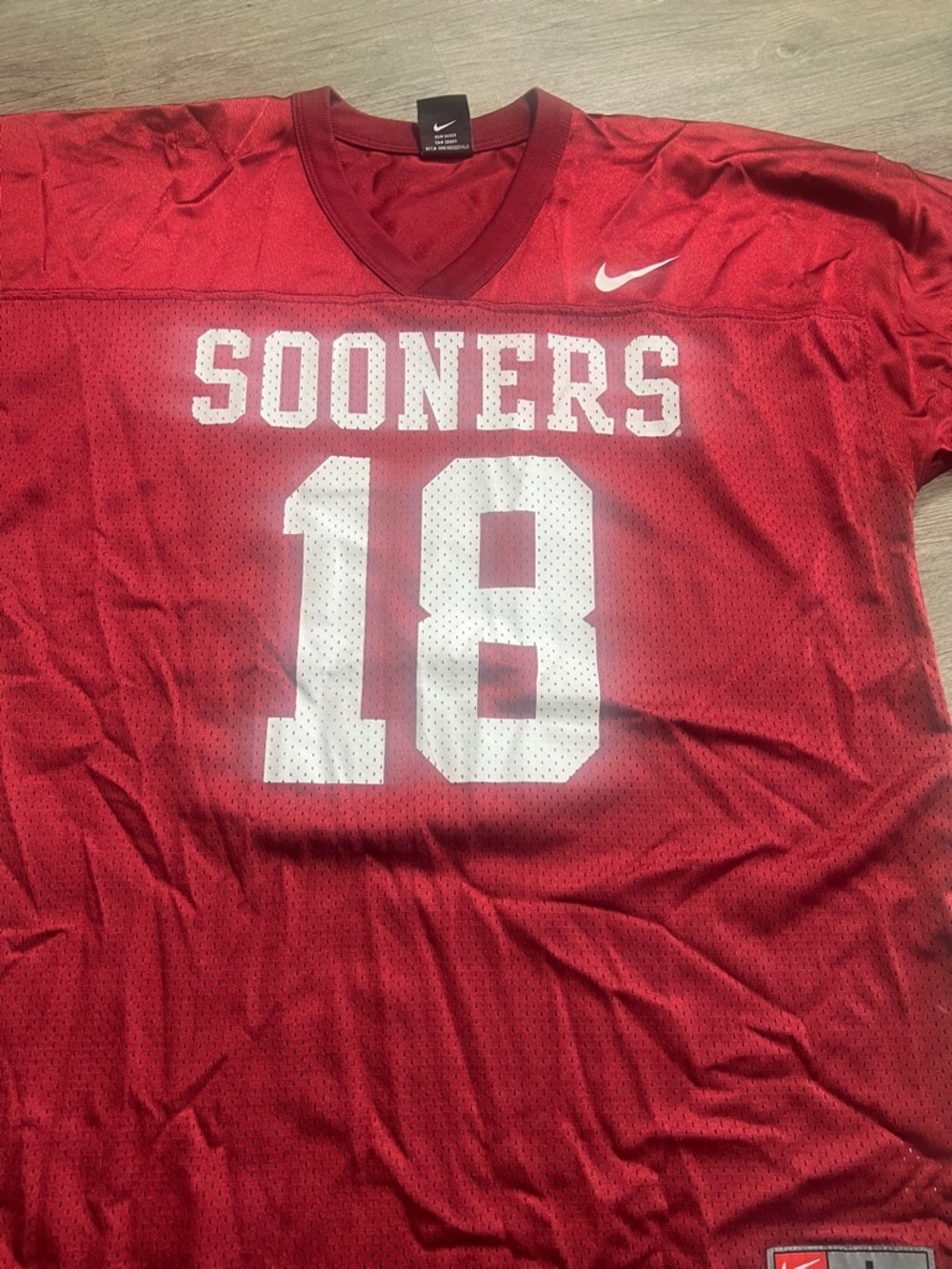 Nike Red Sooners Football Jersey with White Number 18